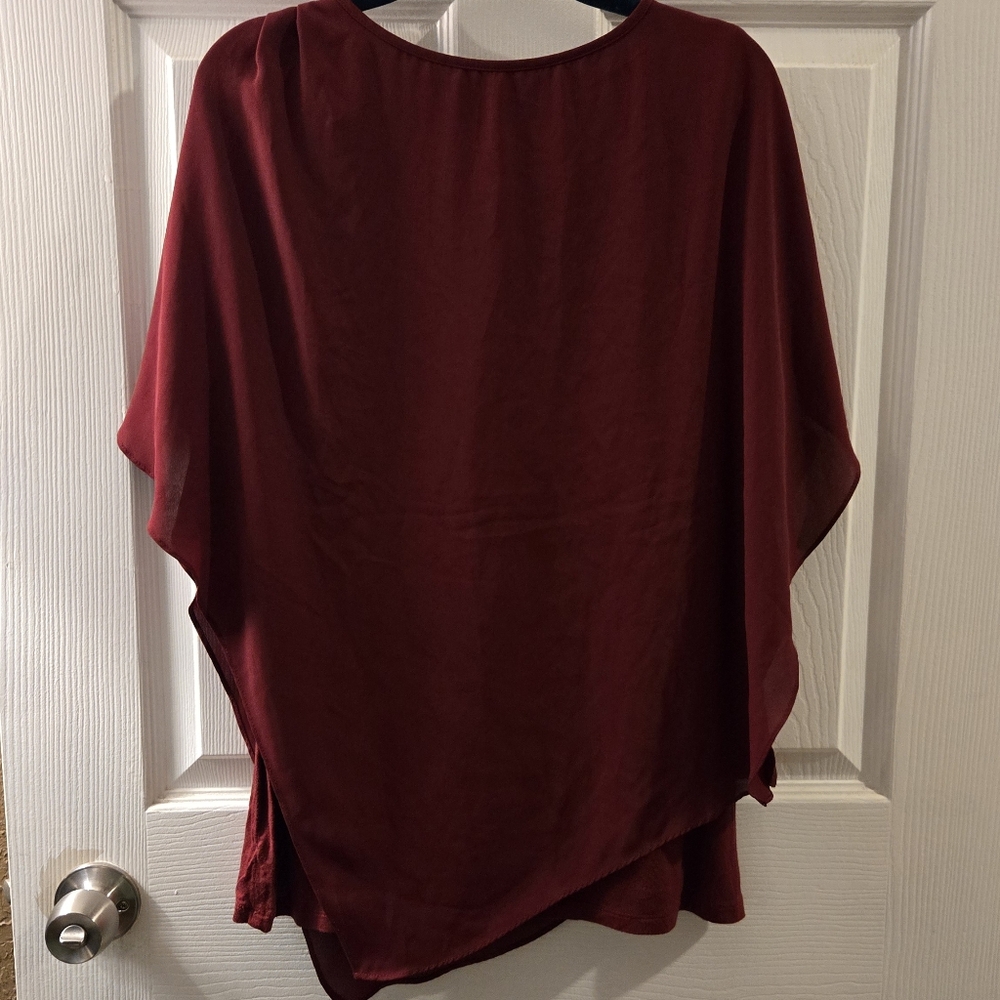 Elegant Burgundy Women's Top - Picture 8 of 12